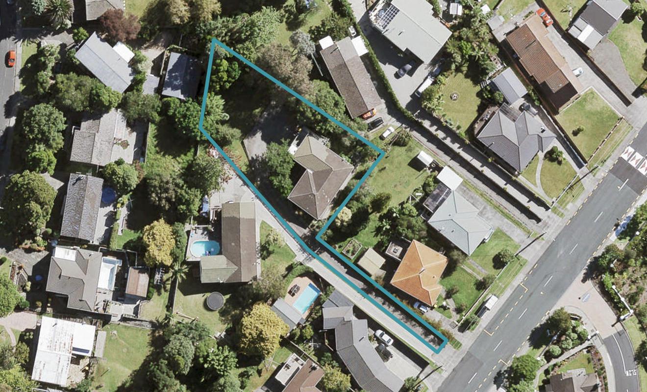 67 Avonleigh Road, Green Bay, Auckland - Carousel 1