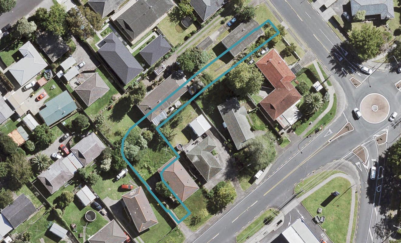 8 Fetu Oso Lane, Henderson, Auckland - Carousel 1