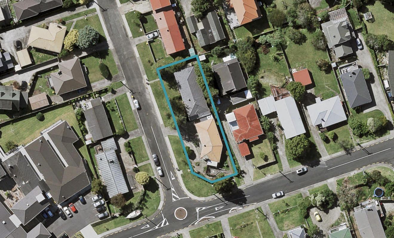 2/1 Becroft Drive, Forrest Hill, Auckland - Carousel 1