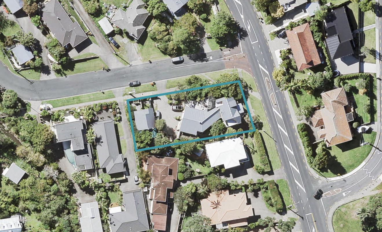 486 Beach Road, Murrays Bay, Auckland - Carousel 1