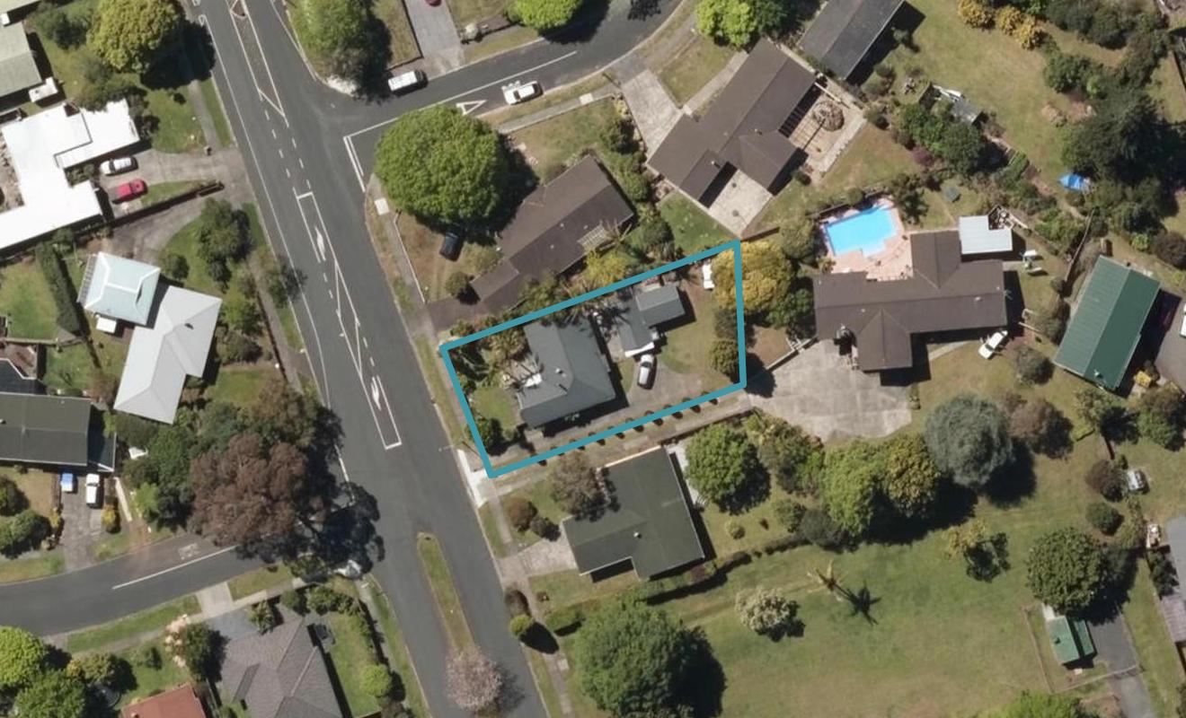 10 Fairway Drive, Kamo, Whangarei - Carousel 1