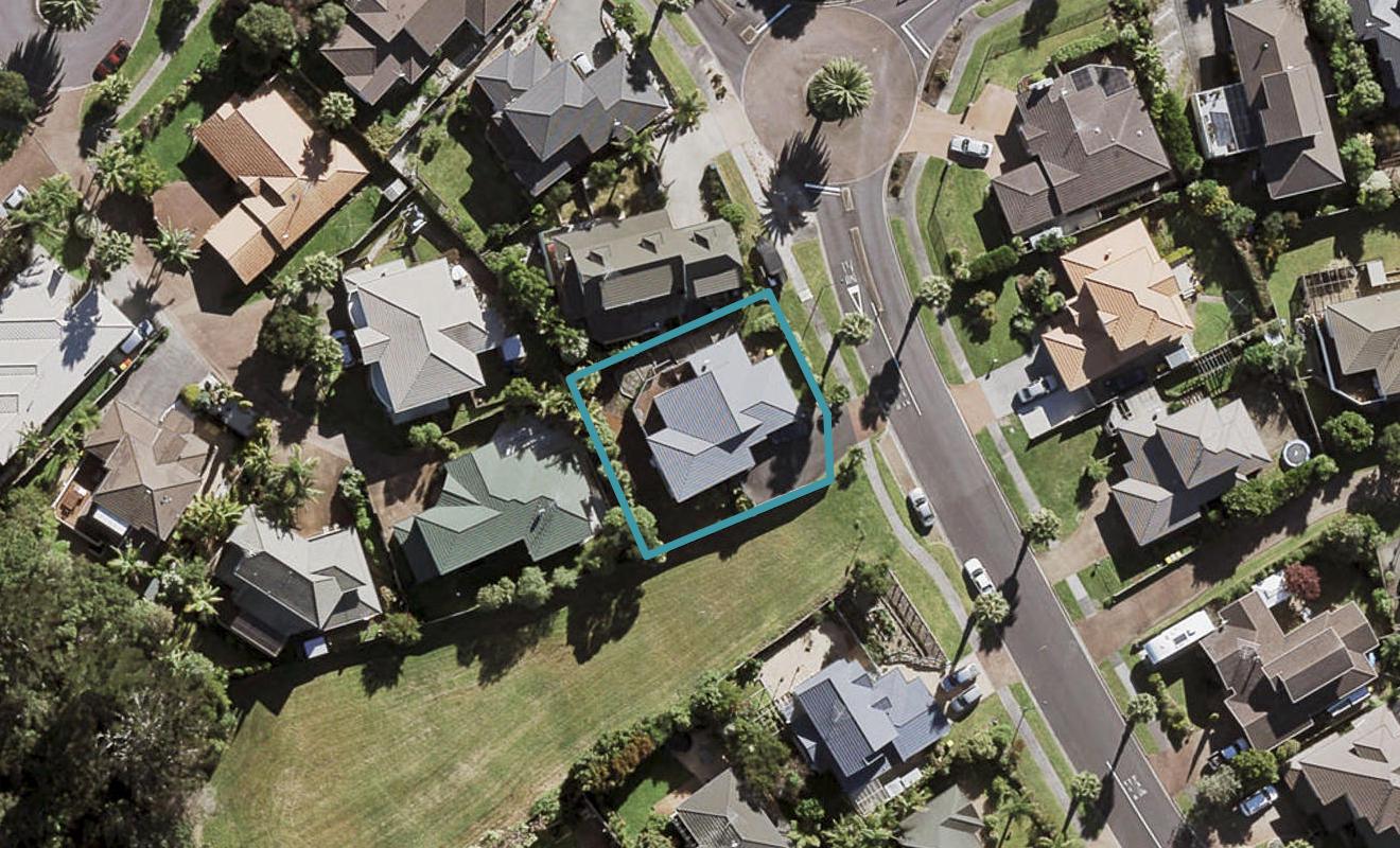14 Calypso Way, Unsworth Heights, Auckland - Carousel 1
