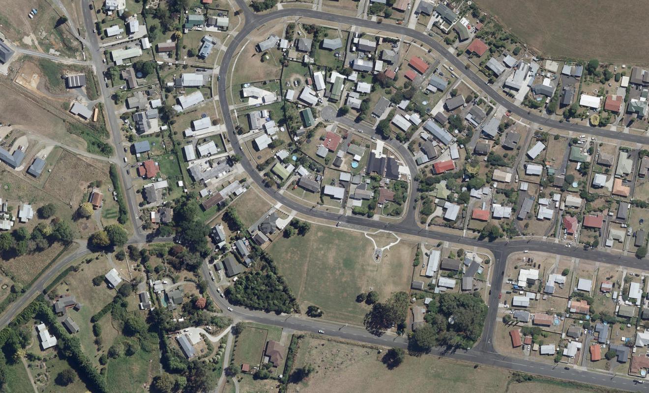 58 Mckay Drive, Temple View, Hamilton - Carousel 1