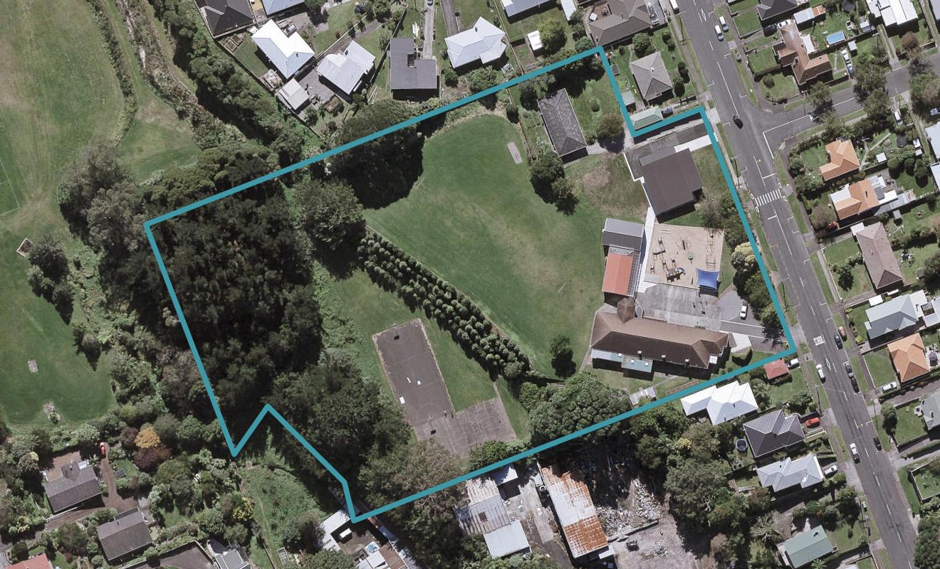 120 Brooklands Road, Brooklands, New Plymouth - Carousel 1