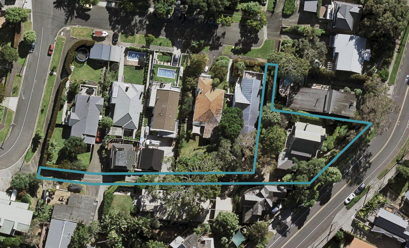 112 Orakei Road, Remuera, Auckland - Carousel 1