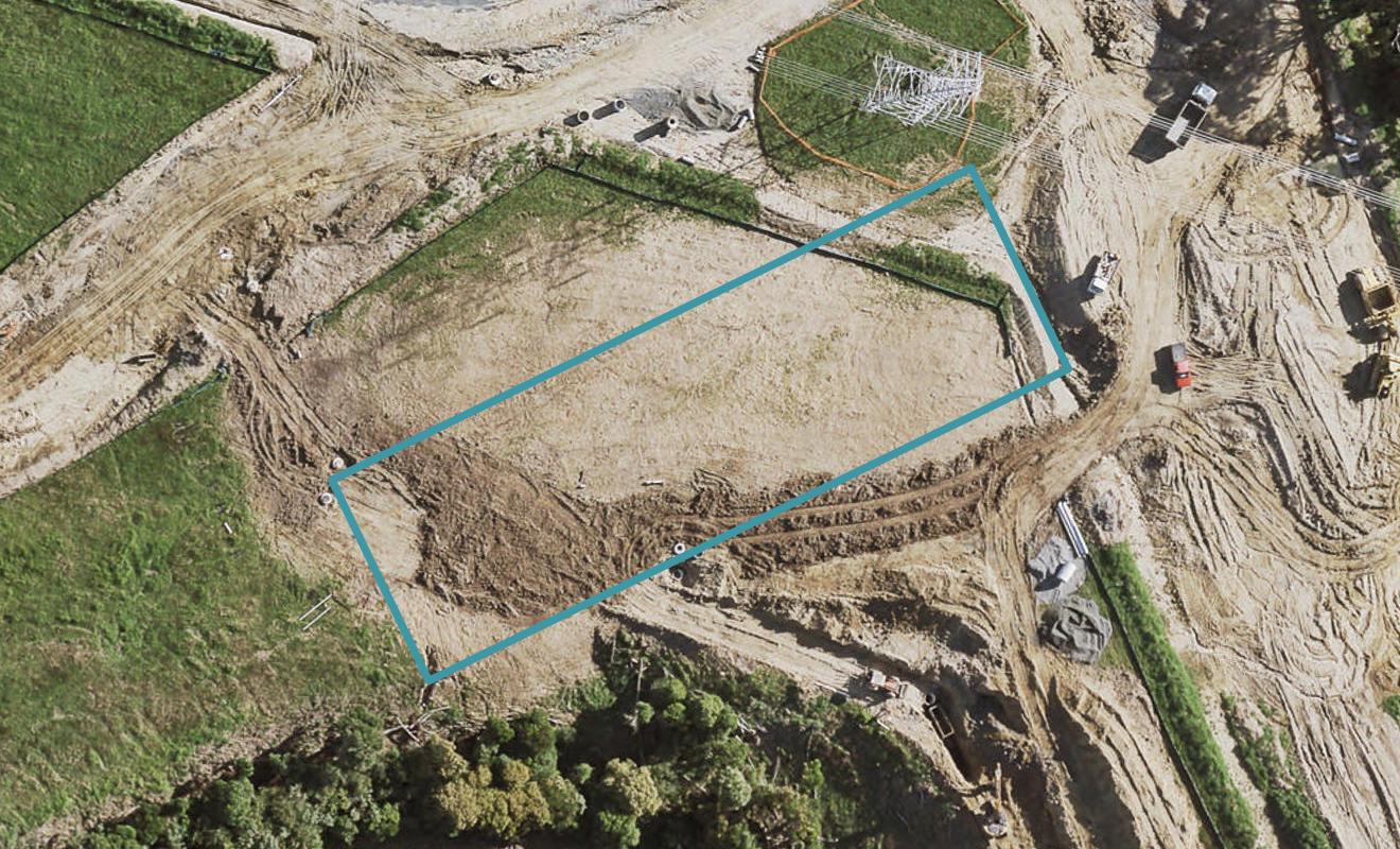 18 Annmarie Avenue, Totara Park, Auckland - Carousel 1