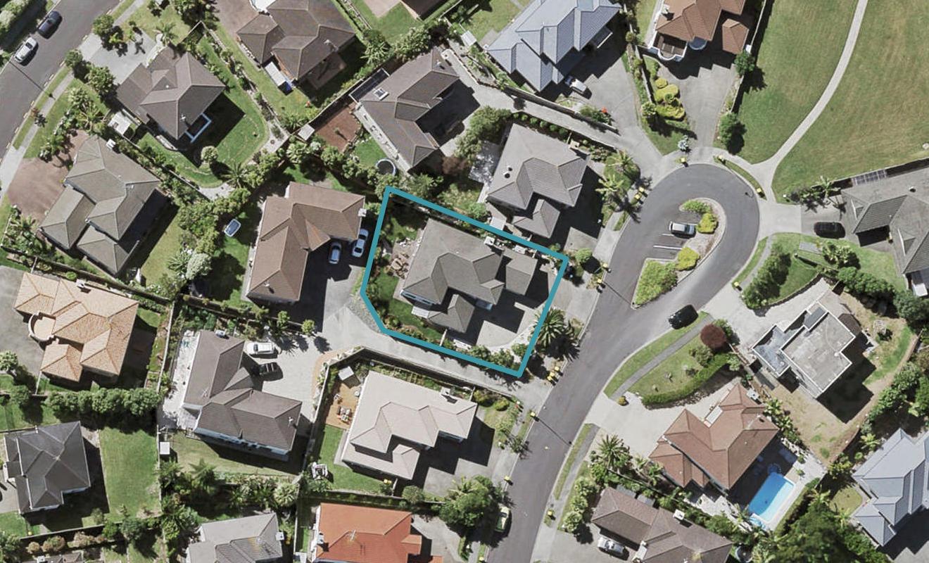 20 Rosses Place, Pinehill, Auckland - Carousel 1