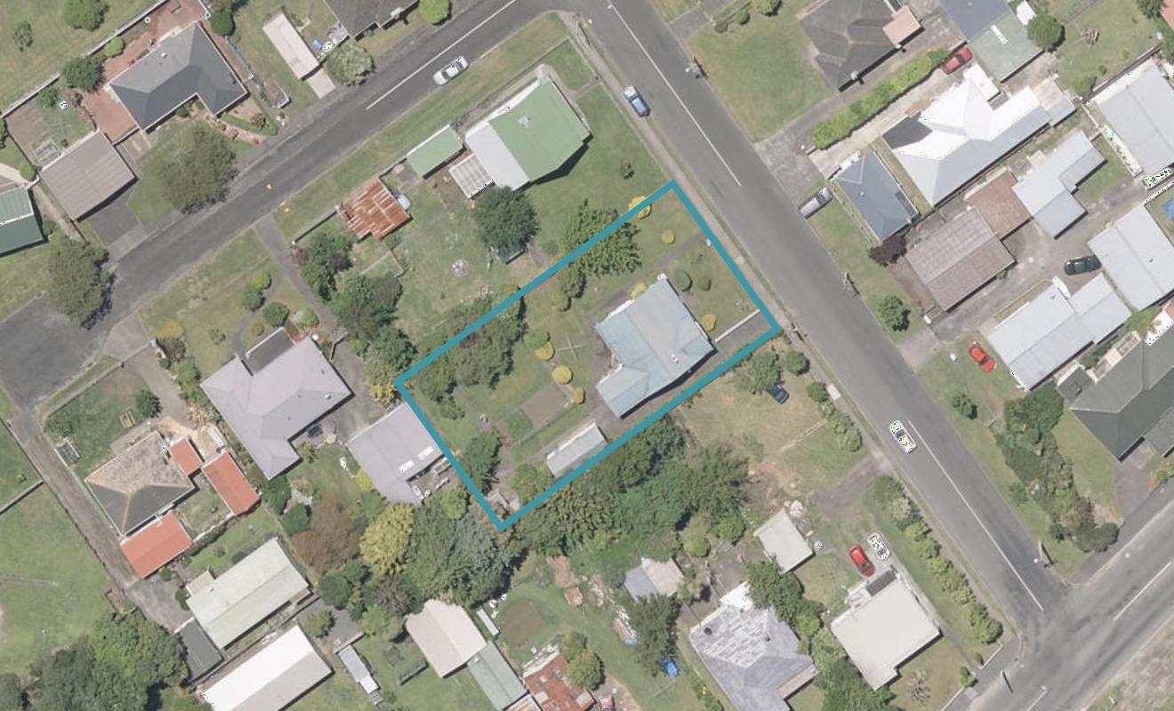 3 Roberts Avenue, Aramoho, Whanganui - Carousel 1