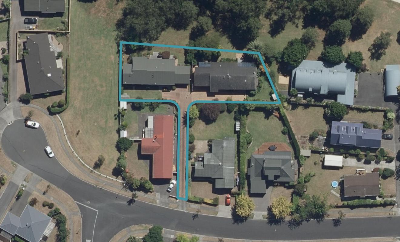 8 Rimmington Drive, Hamilton Lake, Hamilton - Carousel 1