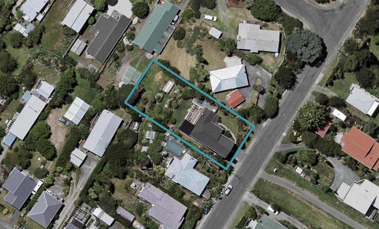 55 Kiwi Road, Raumati Beach, Paraparaumu - Carousel 1