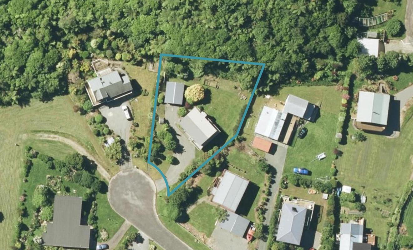 12 Thompson Place, Picton - Carousel 1