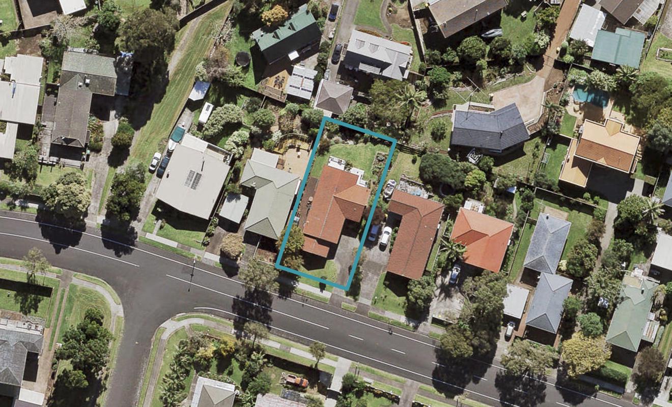 73 Muir Avenue, Mangere Bridge, Auckland - Carousel 1