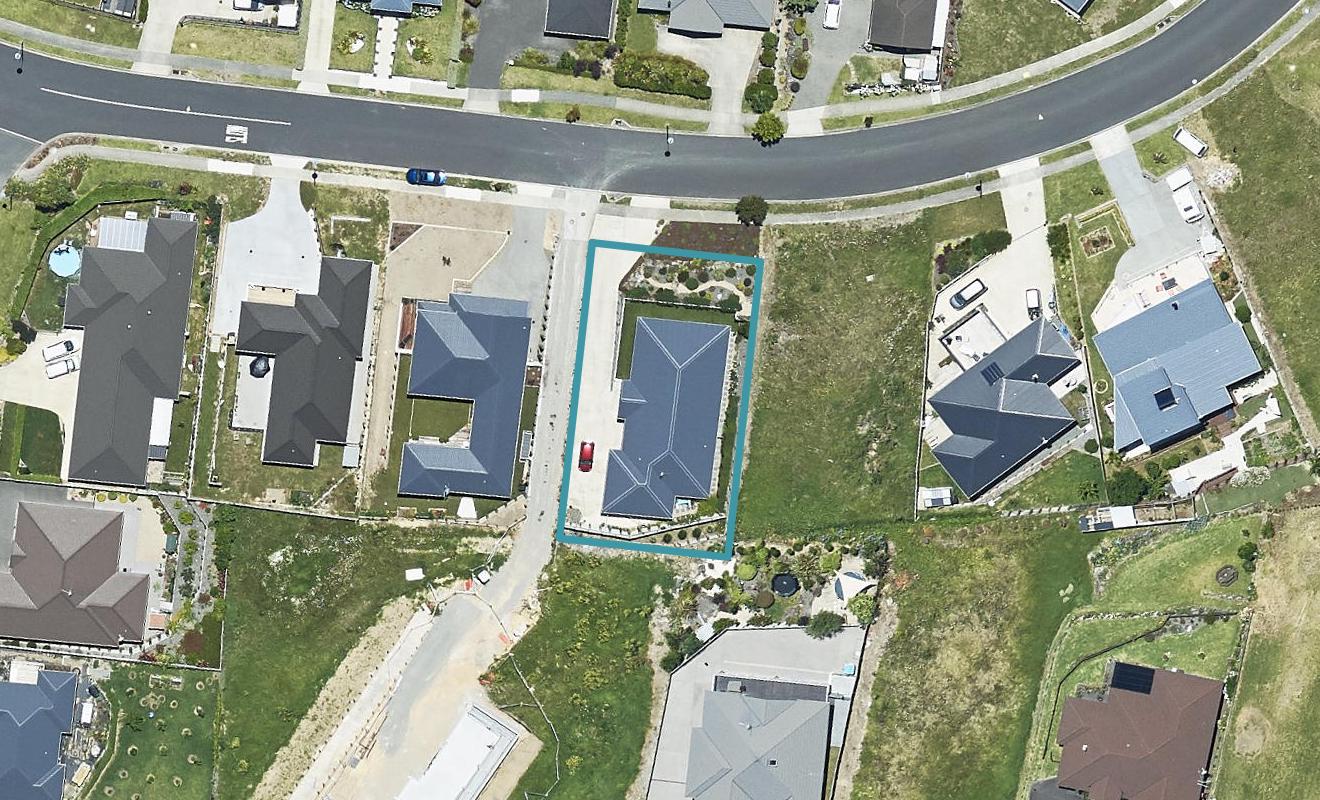 97 Oteki Park Drive, Welcome Bay, Tauranga - Carousel 1