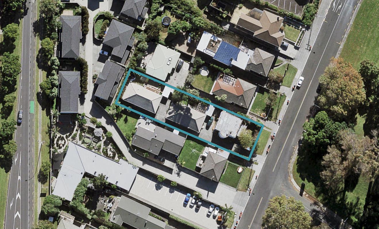76A Malvern Road, Morningside, Auckland - Carousel 1