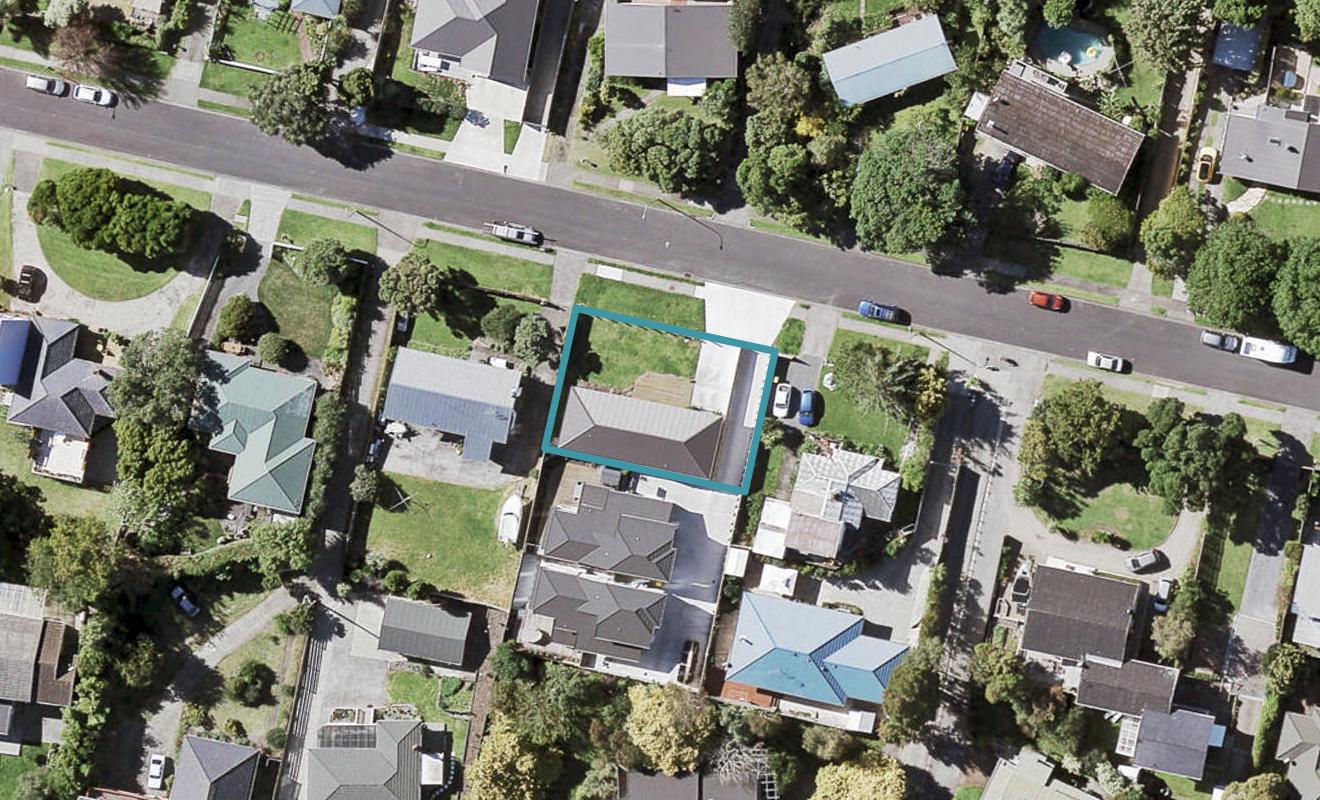 26 Baird Street, Howick, Auckland - Carousel 1