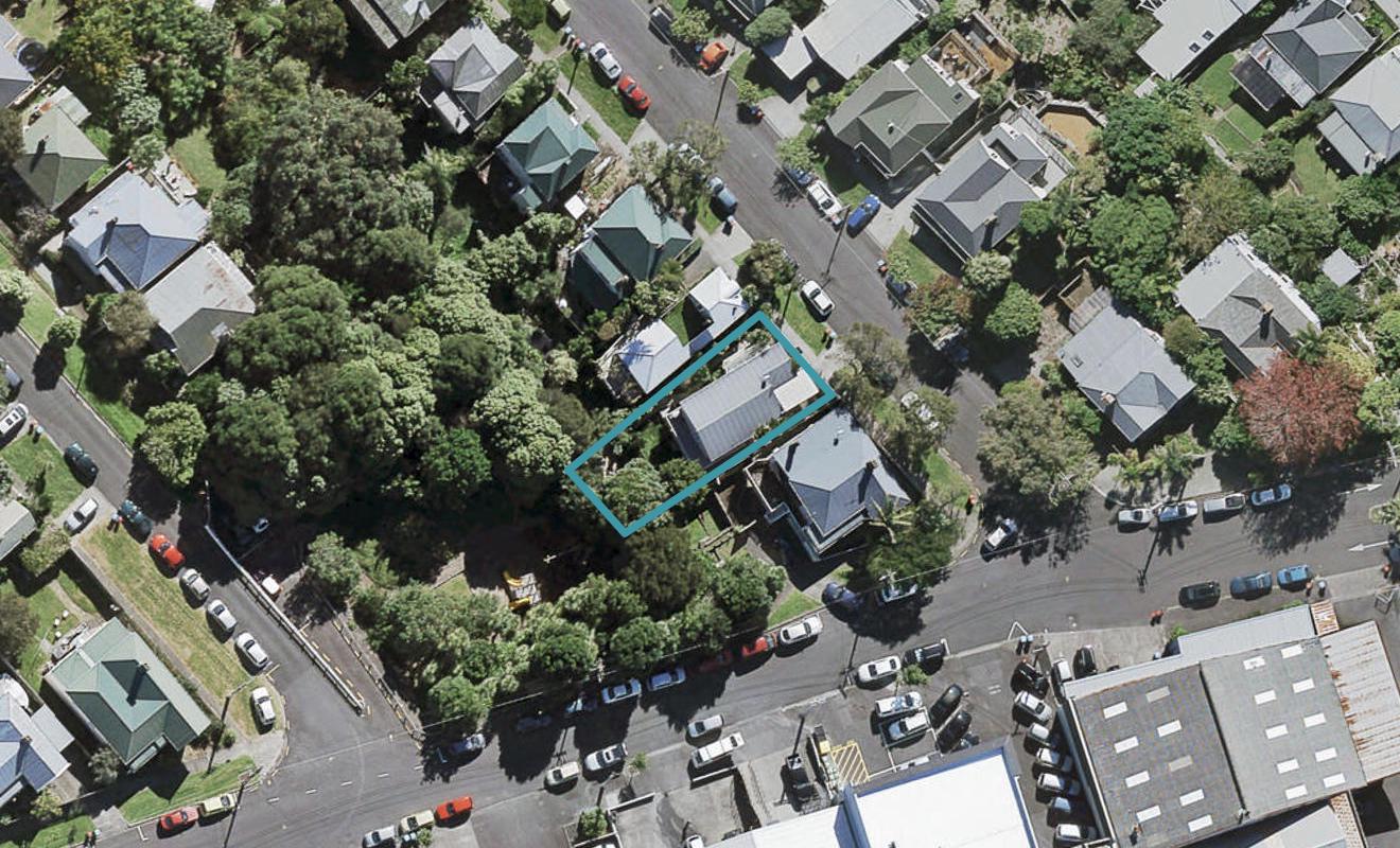 2 Alexander Street, Kingsland, Auckland - Carousel 1