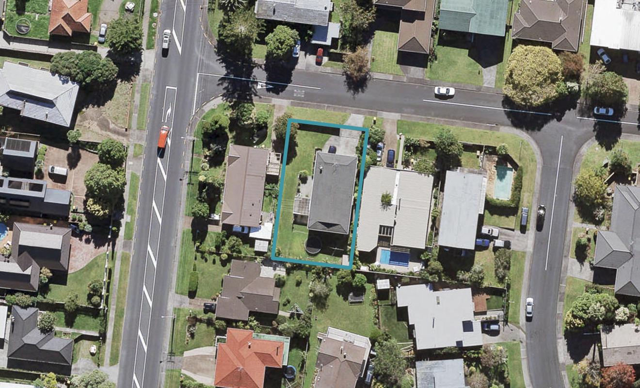 3 Taitua Drive, Te Atatu South, Auckland - Carousel 1