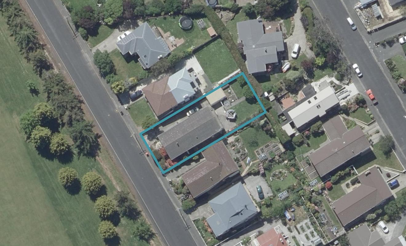 55 Isadore Road, Saint Clair, Dunedin - Carousel 1