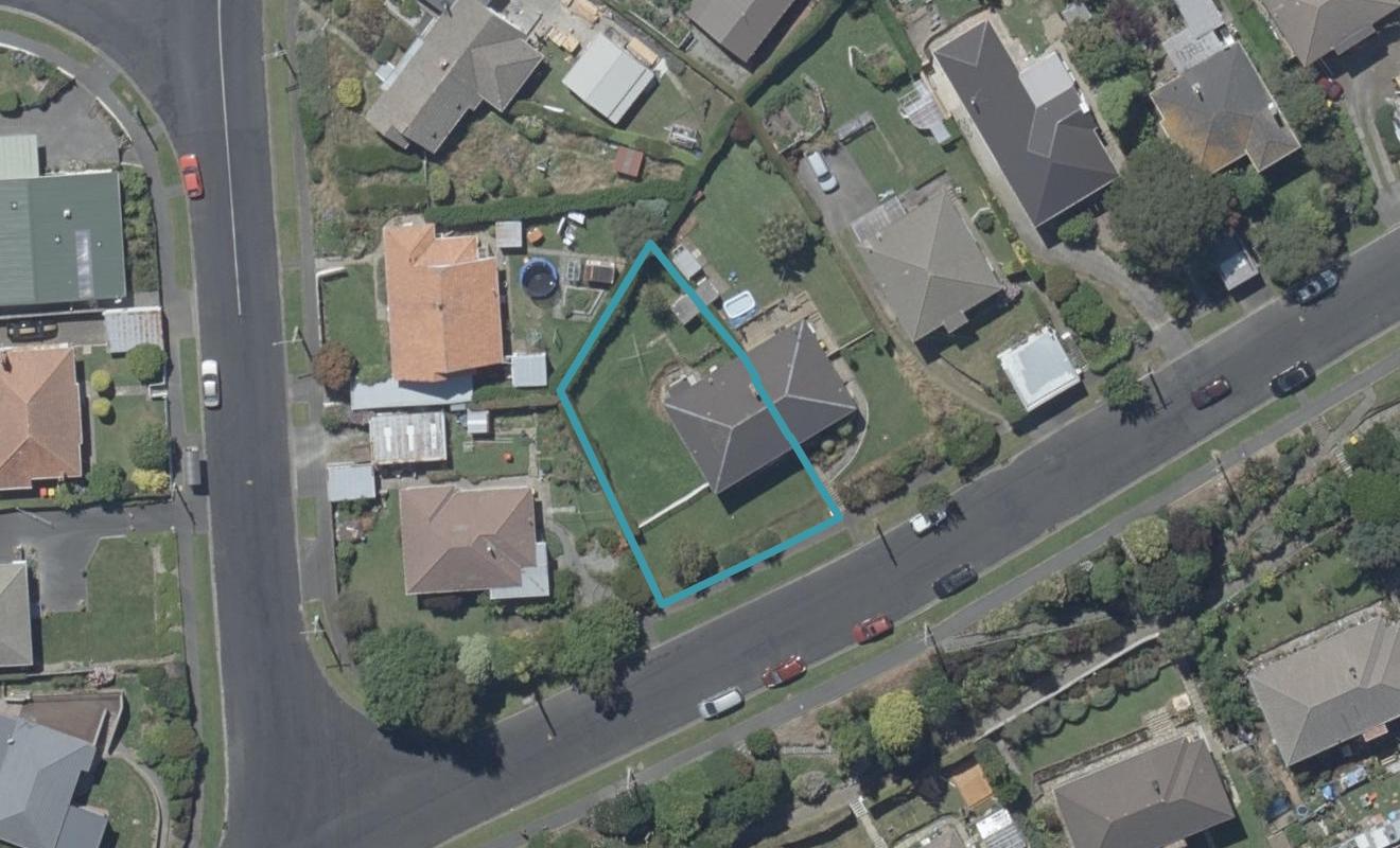 33 Greenhill Avenue, Wakari, Dunedin - Carousel 1