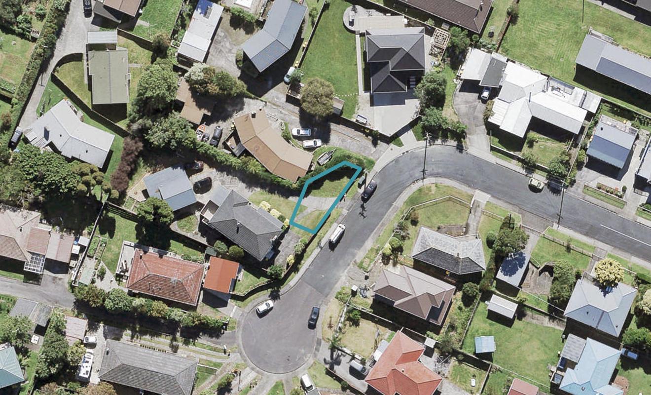 1/11 Scanlen Terrace, Kelston, Auckland - Carousel 1