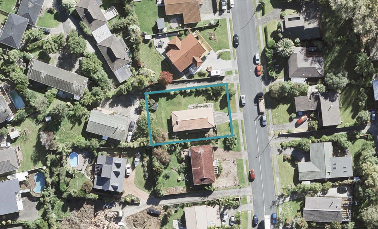 113 Stapleford Crescent, Browns Bay, Auckland - Carousel 1