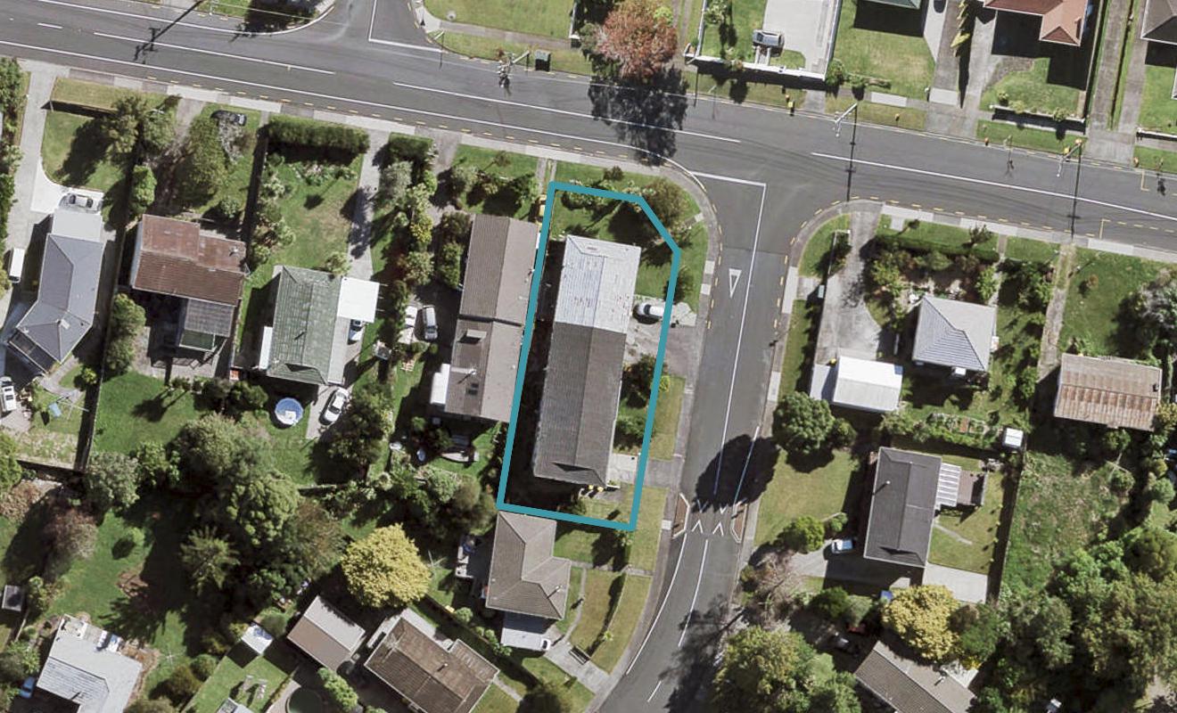 3/165 View Road, Sunnyvale, Auckland - Carousel 1