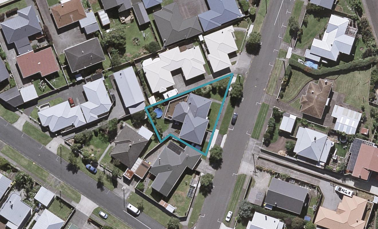 6 Normanby Street, Fitzroy, New Plymouth - Carousel 1