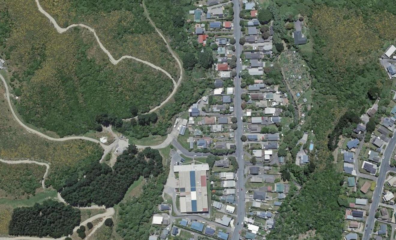 65 Happy Valley Road, Owhiro Bay, Wellington - Carousel 1