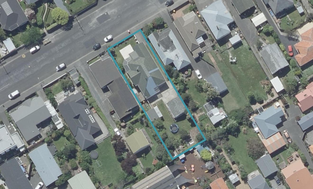 8 Coughtrey Street, Saint Clair, Dunedin - Carousel 1
