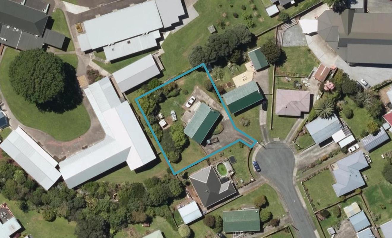 8 Sussex Place, Kamo, Whangarei - Carousel 1