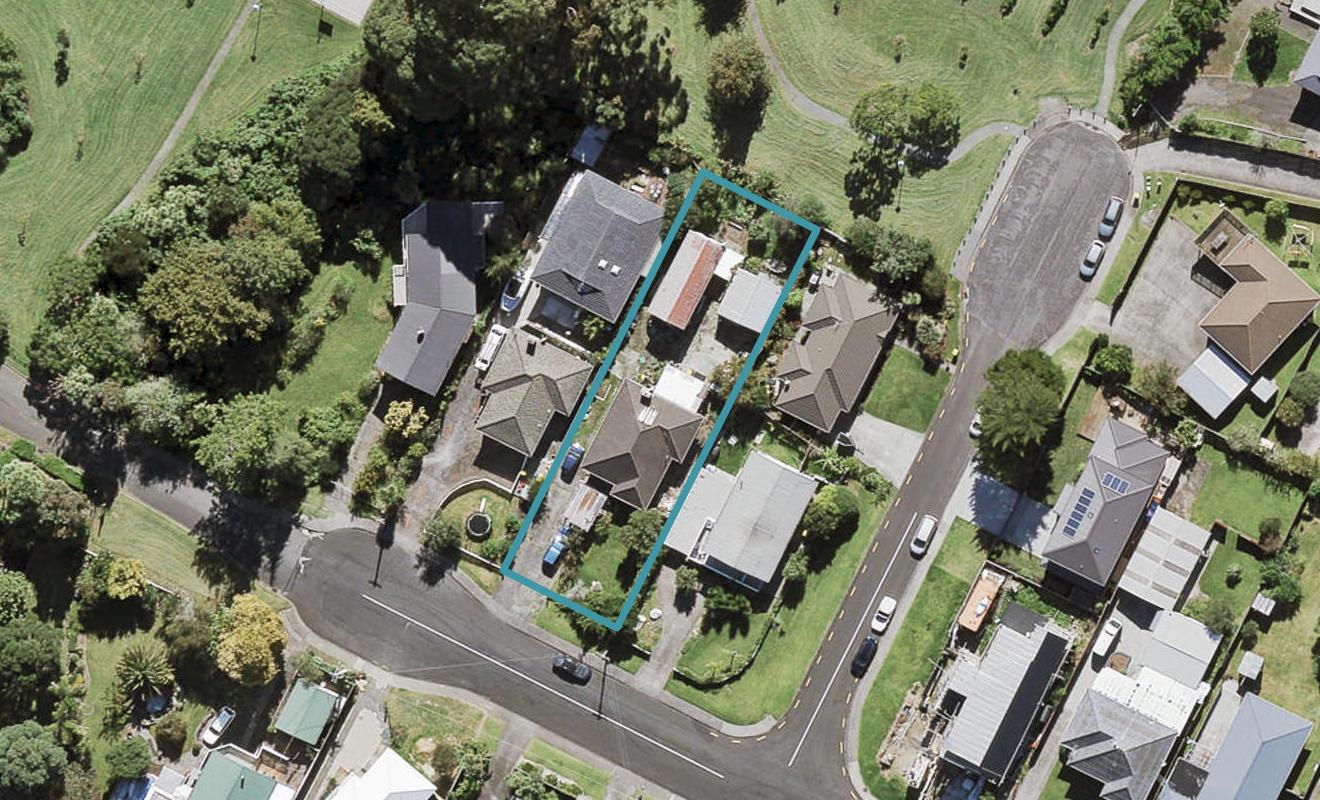 123 Taikata Road, Te Atatu Peninsula, Auckland - Carousel 1