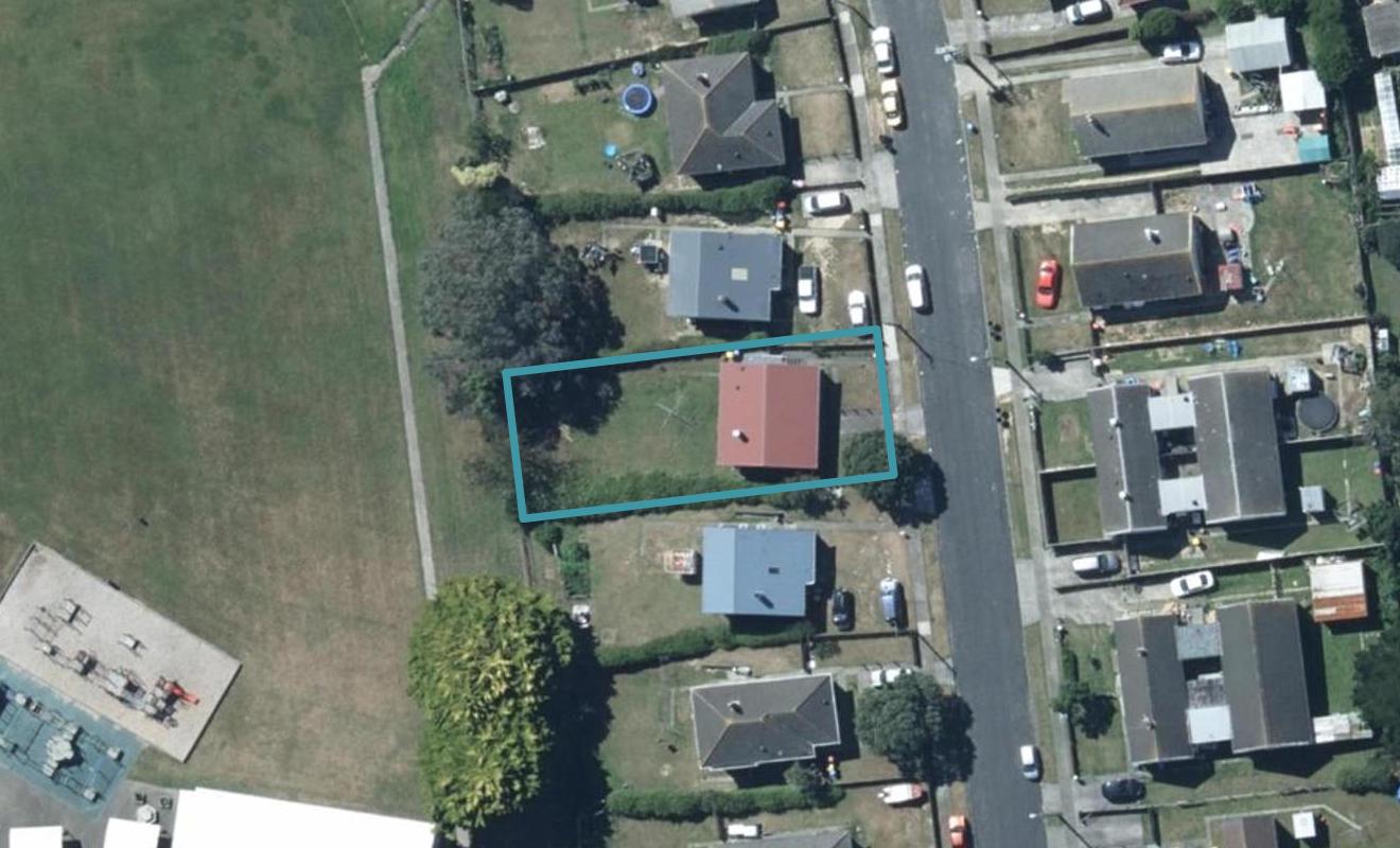 24 Justine Street, Cannons Creek, Porirua - Carousel 1
