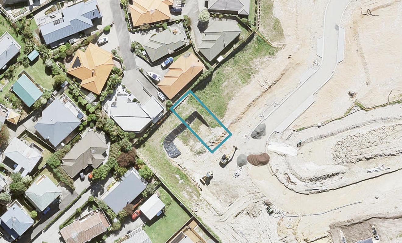 30 Seafarer Crescent, Stanmore Bay, Whangaparaoa - Carousel 1