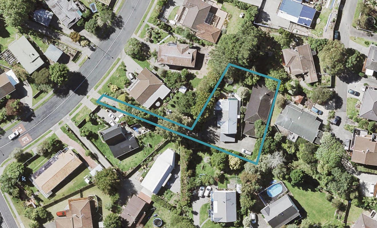 2/95 Oaktree Avenue, Browns Bay, Auckland - Carousel 1