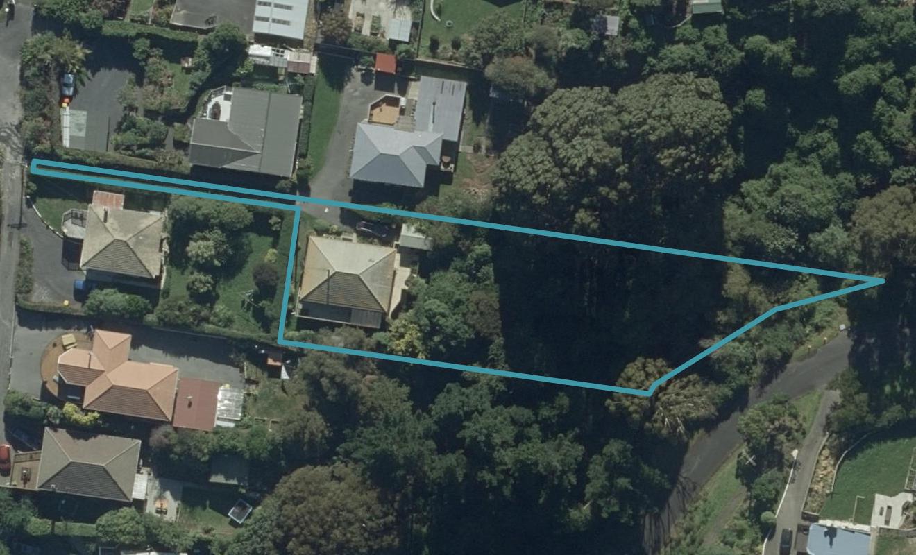 16A McLelland Street, Macandrew Bay, Dunedin - Carousel 1