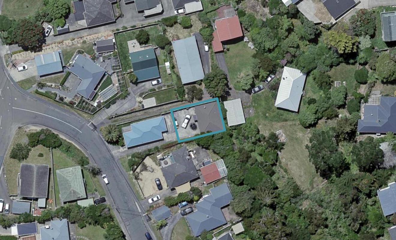 15A Lyndfield Lane, Newlands, Wellington - Carousel 1