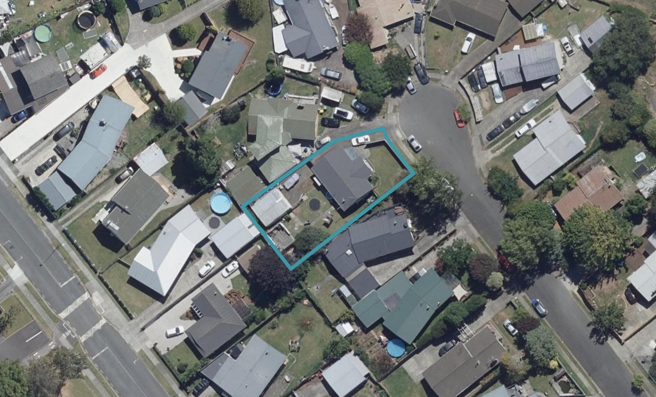 29 Joanna Place, Deanwell, Hamilton - Carousel 1