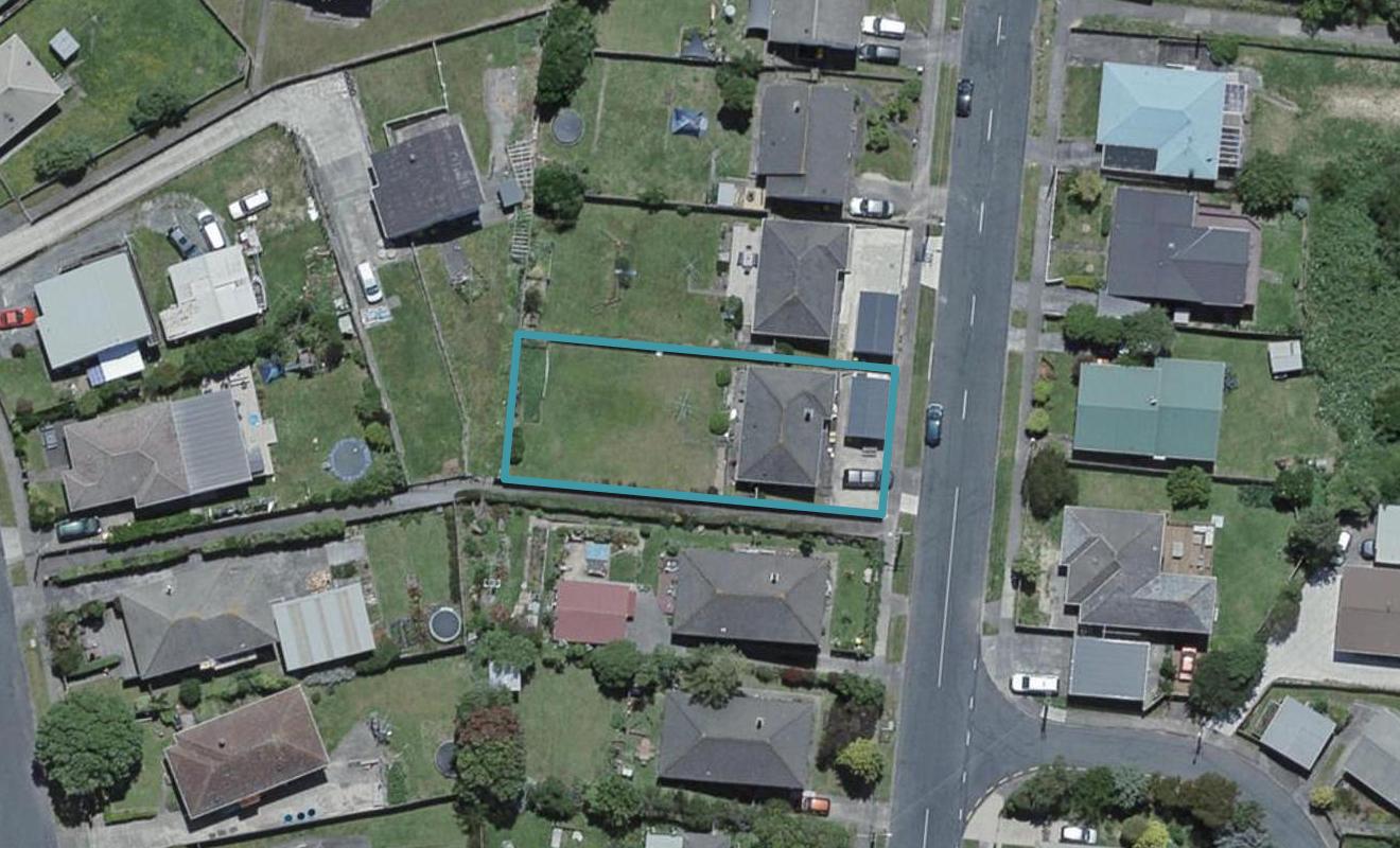 53 Davidson Crescent, Tawa, Wellington - Carousel 1