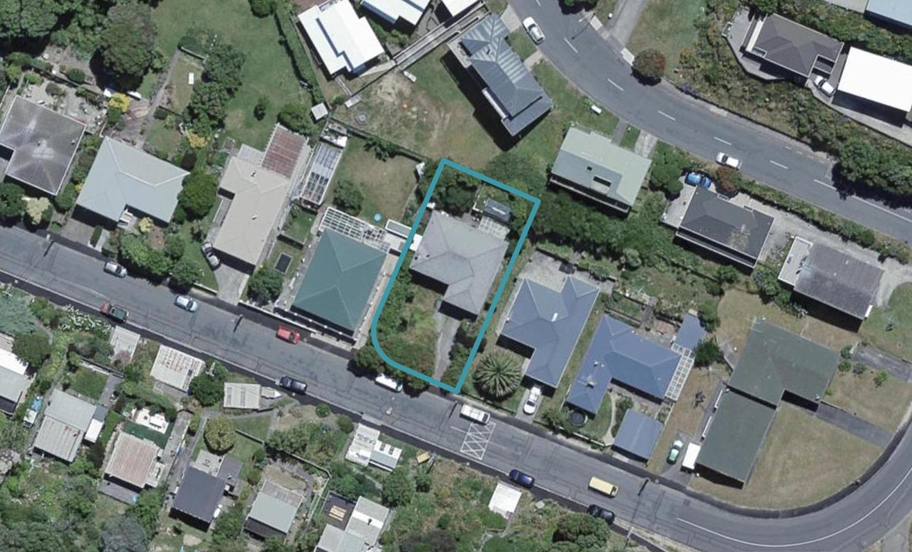 25 Robertson Street, Owhiro Bay, Wellington - Carousel 1