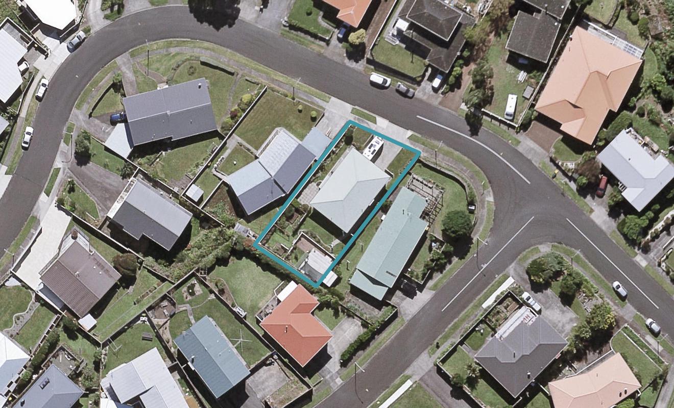 38 Crownhill Street, Spotswood, New Plymouth - Carousel 1