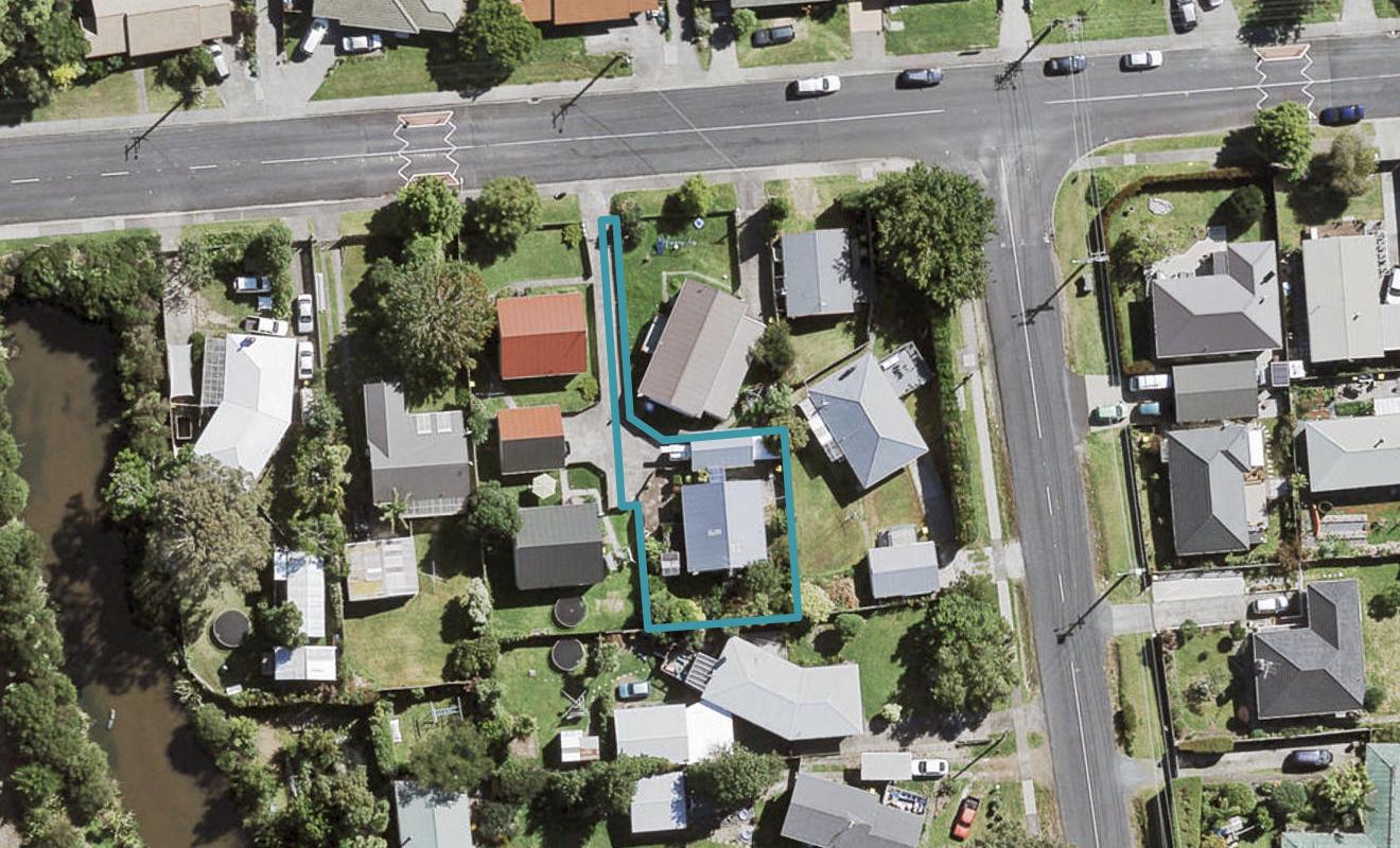 82C Pooks Road, Ranui, Auckland - Carousel 1
