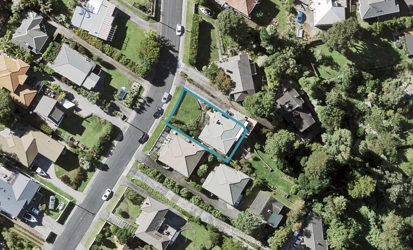 10 Alexander Street, Cockle Bay, Auckland - Carousel 1