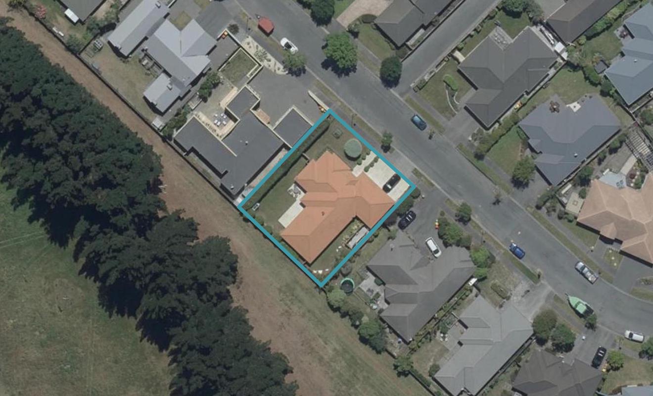 19 Amoka Crescent, Parklands, Christchurch - Carousel 1