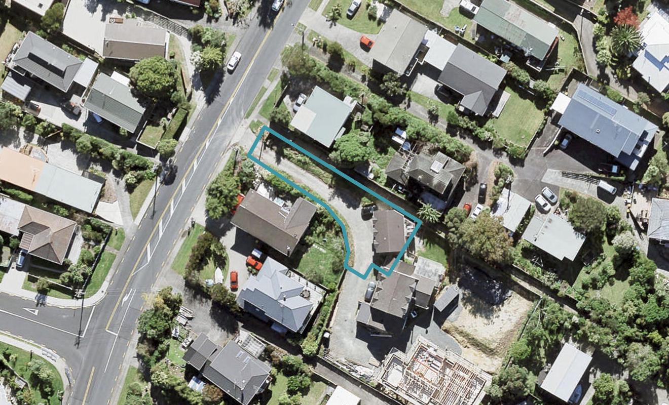 121A Deep Creek Road, Torbay, Auckland - Carousel 1
