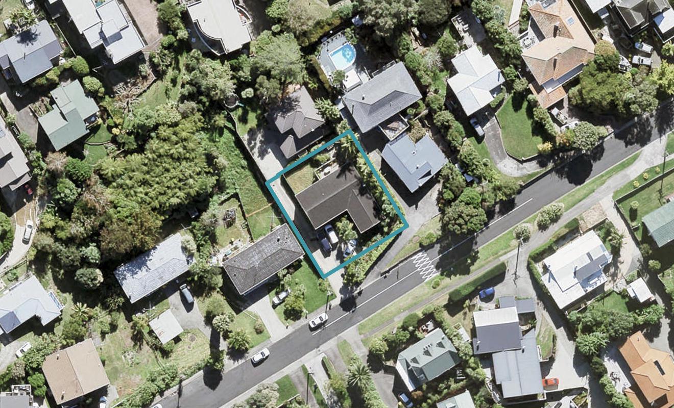 30 Rewi Street, Torbay, Auckland - Carousel 1