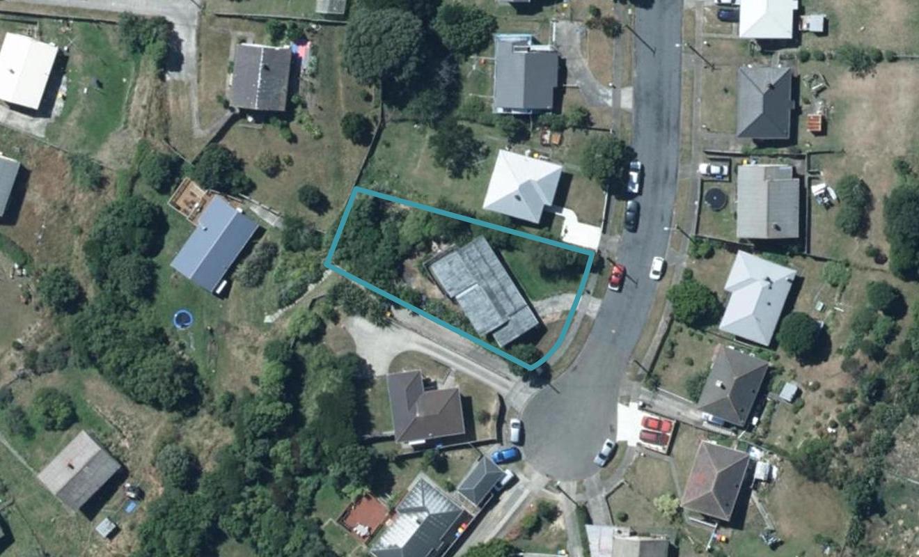 30 Northumberland Street, Cannons Creek, Porirua - Carousel 1