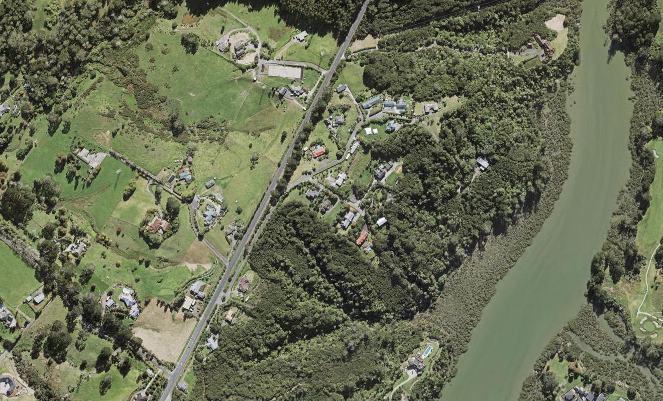 237 Paremoremo Road, Lucas Heights, Auckland - Carousel 1