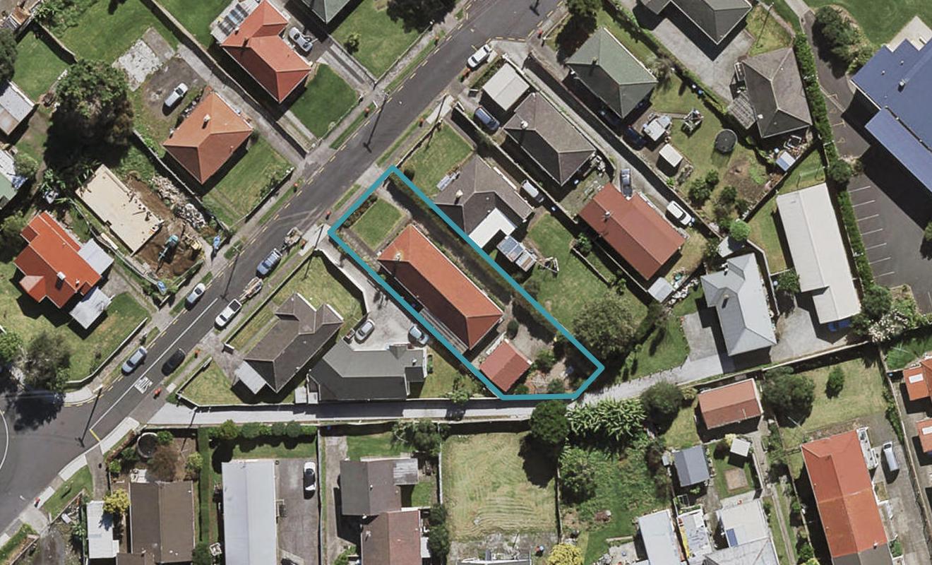 10 Kuranui Place, Otahuhu, Auckland - Carousel 1