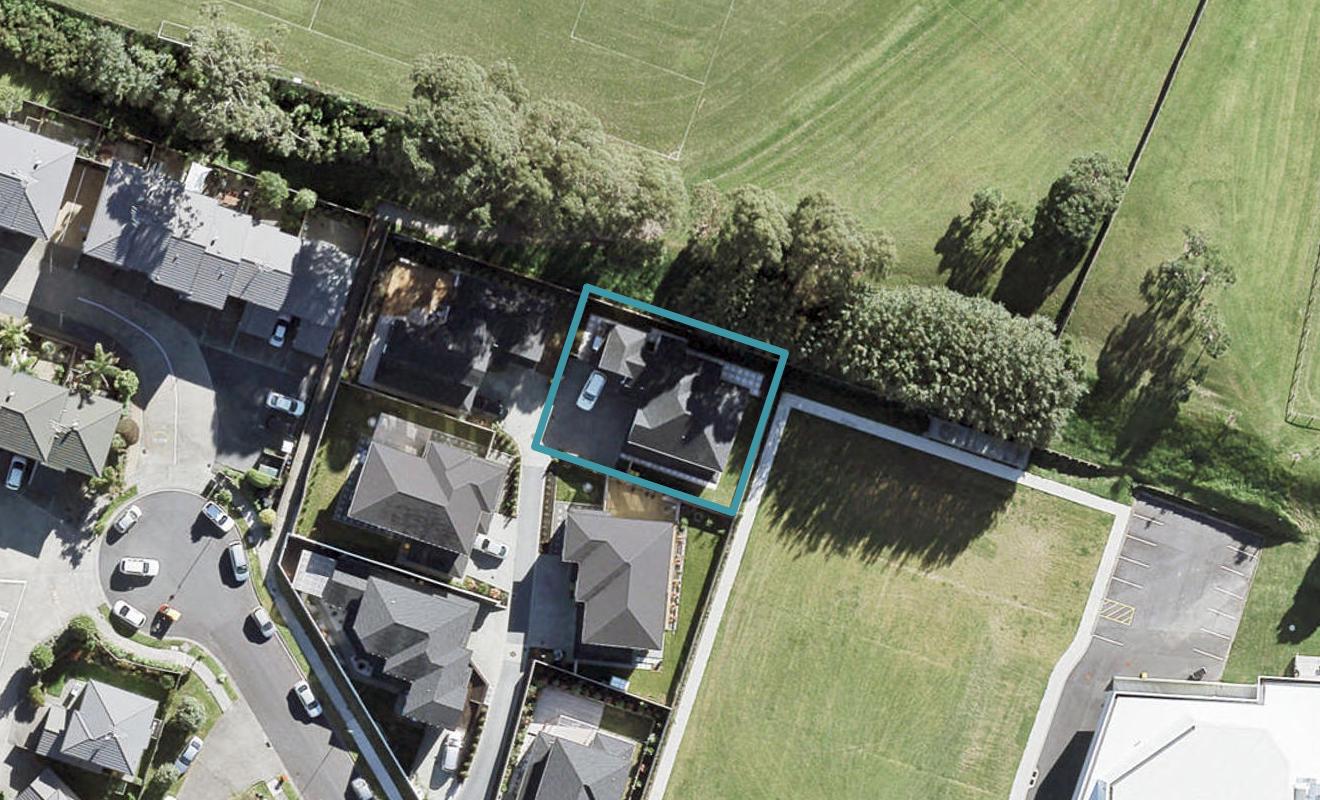17B Northcross Drive, Oteha, Auckland - Carousel 1