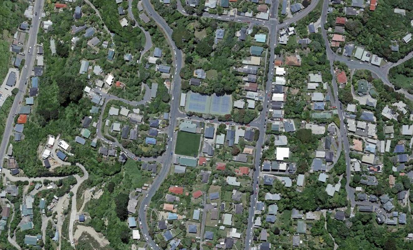 2/11 Vennell Street, Brooklyn, Wellington - Carousel 1